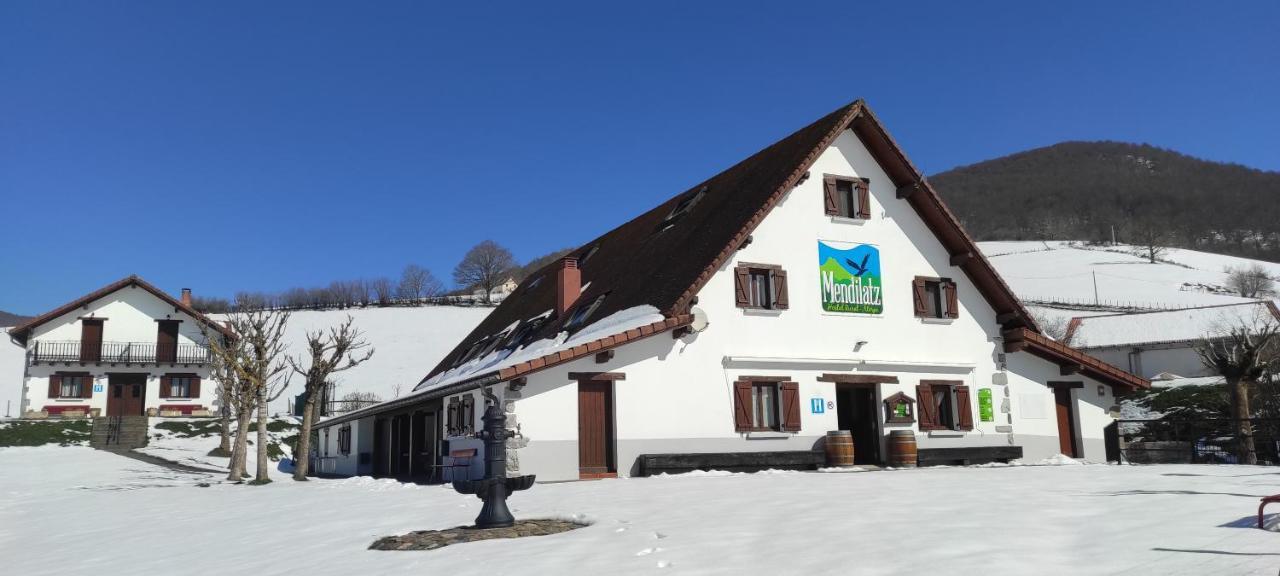 Hostal Mendilatz Orbaiceta Extérieur photo