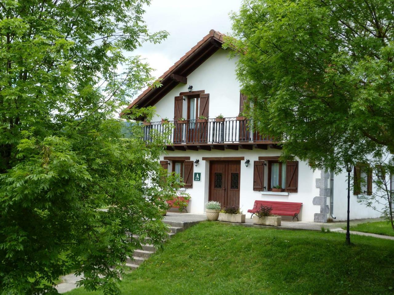 Hostal Mendilatz Orbaiceta Extérieur photo
